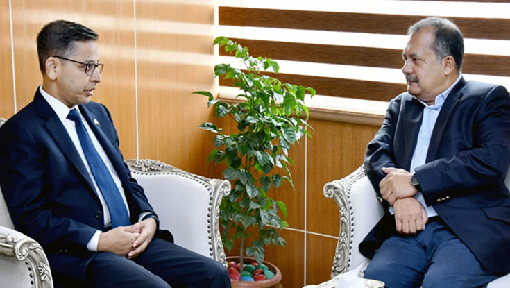 তথ্যমন্ত্রীর সঙ্গে ভারতীয় হাইকমিশনারের সাক্ষাৎ