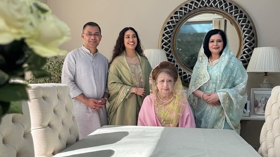 খালেদা জিয়া ফিরছেন ৫ মে, তারেক রহমান ফিরবেন কবে খালেদা জিয়া ফিরছেন ৫ মে, তারেক রহমান ফিরবেন কবে