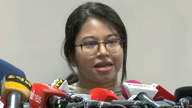 মনোনয়ন বাতিল নিয়ে যা বললেন মনিরা শারমিন