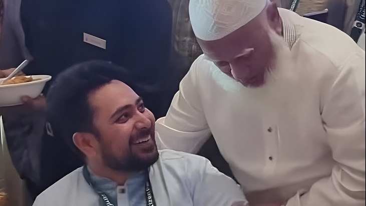 ‘গৃহদাহের’ মধ্যেই জামায়াতে ভিড়লো নাহিদরা