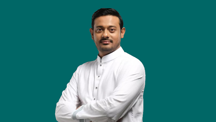 নাসীরুদ্দীন পাটওয়ারীকে আদালতে হাজিরের নির্দেশ