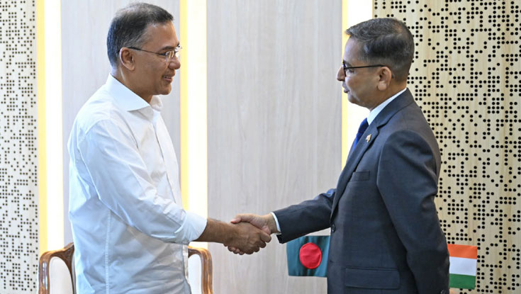 প্রধানমন্ত্রীর সঙ্গে ভারতীয় হাইকমিশনারের সাক্ষাৎ