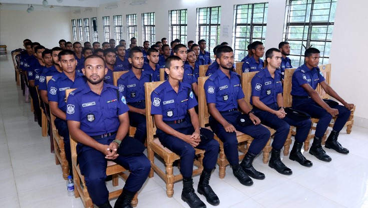 ৪৮ হাজার পুলিশ সদস্যের নির্বাচনী প্রশিক্ষণ সম্পন্ন
