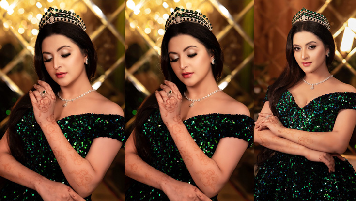 নতুন লুকে ঝড় তুলেছেন পরীমণি