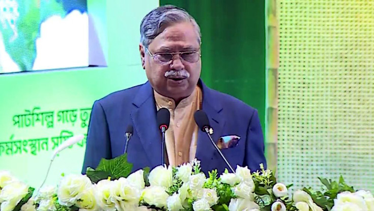 ‘হাজারো প্রাণের বিনিময়ে গণতন্ত্রের ধারায় ফিরেছে বাংলাদেশ’