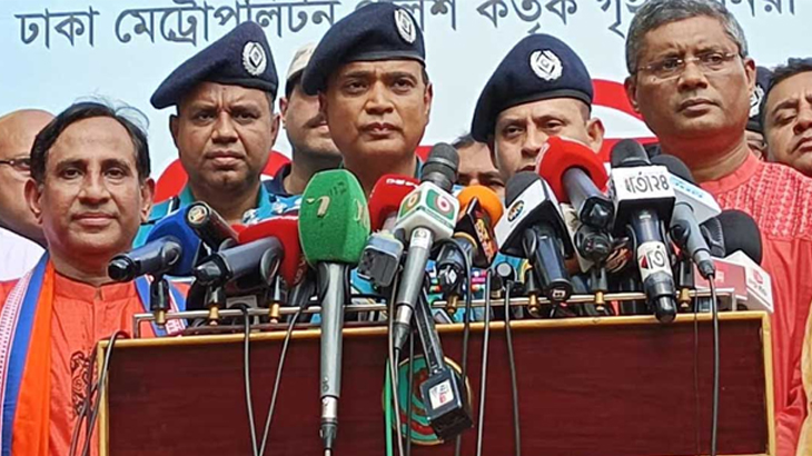 ‘পূজা মণ্ডপ এলাকায় মাদকদ্রব্য-আতশবাজি নিষিদ্ধ’ ‘পূজা মণ্ডপ এলাকায় মাদকদ্রব্য-আতশবাজি নিষিদ্ধ’
