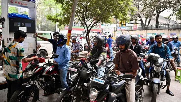 পেট্রোল-ডিজেল নিয়ে বড় সুখবর দিলেন জ্বালানি প্রতিমন্ত্রী