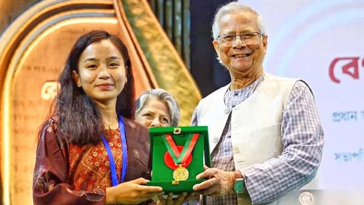 রোকেয়া পদক পেয়ে উচ্ছ্বসিত ঋতুপর্ণা 