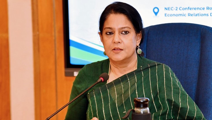মেয়াদোত্তীর্ণ গাড়ি সড়ক থেকে তুলে নেয়া হবে: রিজওয়ানা হাসান মেয়াদোত্তীর্ণ গাড়ি সড়ক থেকে তুলে নেয়া হবে: রিজওয়ানা হাসান
