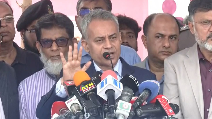 তেলের সংকট-দাম বাড়ছে কি না, জানালেন সেতুমন্ত্রী