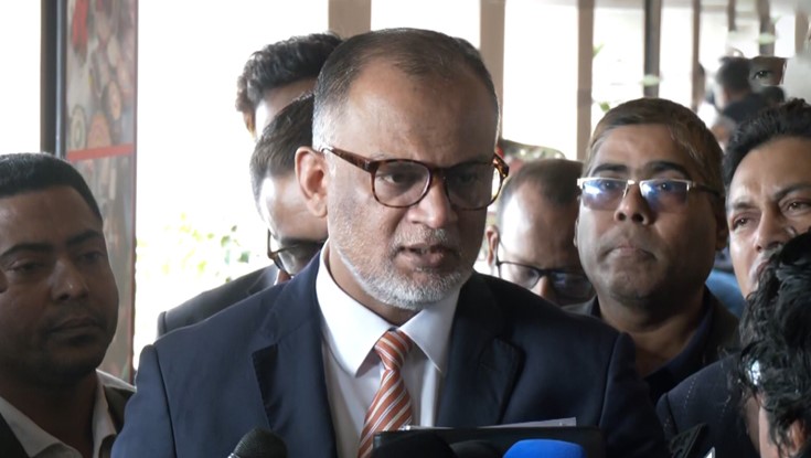 মন্ত্রণালয়ের সম্মতি ছাড়া তেলের দাম বৃদ্ধি, ব্যবস্থা নেবেন উপদেষ্টা