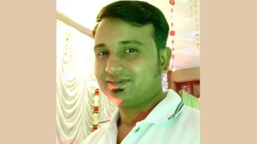 ইউপি কার্যালয়ের ভেতরে ব্যবসায়ীকে কুপিয়ে হত্যা