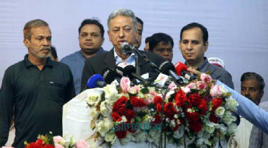 গণতন্ত্র রক্ষার লড়াইয়ে ঐক্যবদ্ধ থাকার আহবান আমীর খসরুর গণতন্ত্র রক্ষার লড়াইয়ে ঐক্যবদ্ধ থাকার আহবান আমীর খসরুর