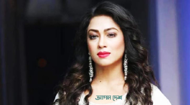 চিত্রনায়িকা পপিকে আইনি নোটিশ