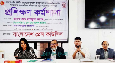 গুজব ও অপতথ্যের বিরুদ্ধে গণমাধ্যমকে শক্ত অবস্থান নিতে হবে