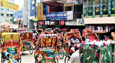 টাঙ্গাইল শহরে অটোরিকশার রাজত্বে সীমাহীন যানজট