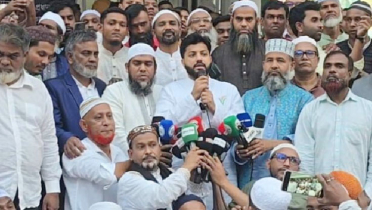 শ্রমজীবী মানুষের জীবনমান উন্নয়নে কাজ করতে চাই: ইশরাক শ্রমজীবী মানুষের জীবনমান উন্নয়নে কাজ করতে চাই: ইশরাক