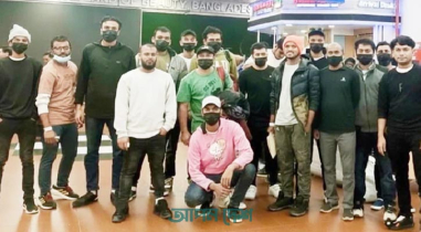 আরও ৩৯ বাংলাদেশিকে ফেরত পাঠালো যুক্তরাষ্ট্র