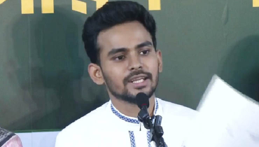 পরিবারসহ নিজের ব্যাংক হিসাবের তথ্য জানালেন আসিফ মাহমুদ