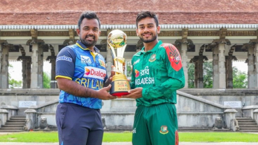 টস হেরে ফিল্ডিংয়ে বাংলাদেশ