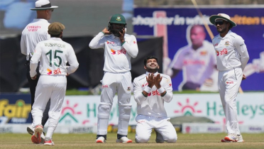 নাঈমের ঘুর্ণিতে শ্রীলঙ্কা অলআউট, বাংলাদেশের লিড