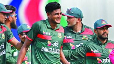 সিরিজ নির্ধারণী ম্যাচের আগে শাস্তির কবলে মিরাজরা