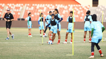 সন্ধ্যায় মালয়েশিয়ার মুখোমুখি হচ্ছেন আফঈদারা