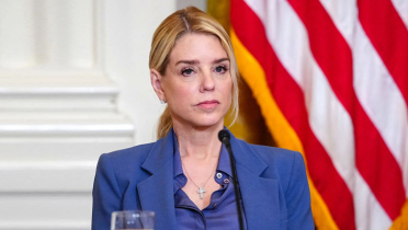 এবার যুক্তরাষ্ট্রের অ্যাটর্নি জেনারেল বরখাস্ত