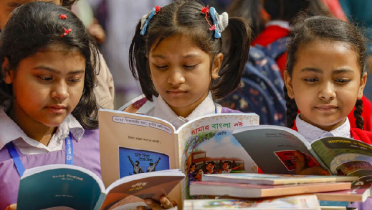‘বছরের প্রথম দিনেই শতভাগ বই পেয়েছে প্রাথমিকের শিক্ষার্থীরা’