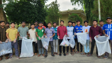 ৭২ ব্যাচের নবীনবরণ উপলক্ষে ক্যাম্পাসে পরিচ্ছন্নতা অভিযান 