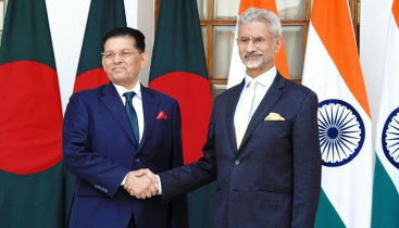 বৈঠকে শেখ হাসিনাকে দেশে ফেরানো নিয়ে আলোচনা