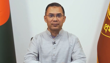 স্বরাষ্ট্রমন্ত্রীকে কঠোর হওয়ার নির্দেশ প্রধানমন্ত্রীর স্বরাষ্ট্রমন্ত্রীকে কঠোর হওয়ার নির্দেশ প্রধানমন্ত্রীর