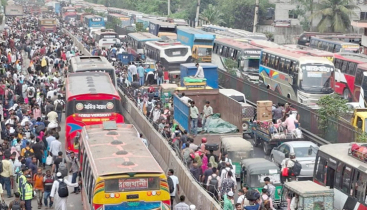 চন্দ্রা-নবীনগর সড়কে ৩০ কিলোমিটার যানজট