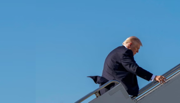 নৌ অবরোধের সময় ঘনিয়ে এলেও দরজার আড়ালে ট্রাম্প নৌ অবরোধের সময় ঘনিয়ে এলেও দরজার আড়ালে ট্রাম্প