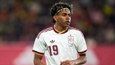 ইসলামবিদ্বেষী স্লোগানের জবাব দিলেন ইয়ামাল