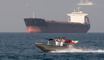 হরমুজ দিয়ে চললে অবশ্যই টোল দিতে হবে: ইরান