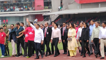 ফুটবল ম্যাচ দেখতে মাঠে প্রধানমন্ত্রী তারেক রহমান