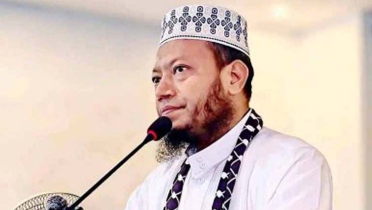 প্রচারণাকালে হঠাৎ অসুস্থ হয়ে পড়েছেন মুফতি আমির হামজা