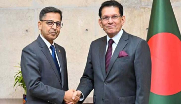 ভারতের ভিসা চালু নিয়ে ঢাকায় কূটনৈতিক আলোচনা ভারতের ভিসা চালু নিয়ে ঢাকায় কূটনৈতিক আলোচনা