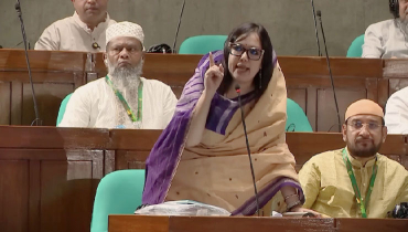 আমীর হামজার বিচার চাইলেন রুমিন ফারহানা