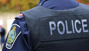 দুর্বৃত্তের ছুরিকাঘাতে পুলিশ কনস্টেবল আহত