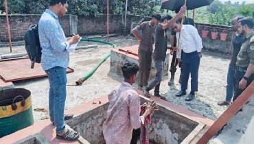 তেল নেই লেখা পাম্পে মিলল ৪ হাজার লিটার তেল