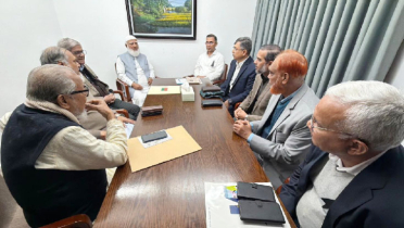 তারেক রহমানকে সান্ত্বনা দিতে গুলশান কার্যালয়ে ডা. শফিক 