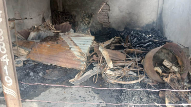 নোয়াখালীতে বিএনপির নির্বাচনী অফিসে অগ্নিসংযোগ