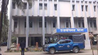 ছাত্রীকে নিয়ে পালালো প্রধান শিক্ষক,মাদরাসায় অগ্নিসংযোগ