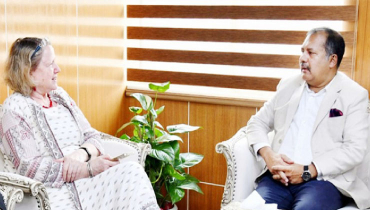 ভুল তথ্যের চ্যালেঞ্জ মোকাবিলায় সহযোগিতা চাইলেন তথ্যমন্ত্রী