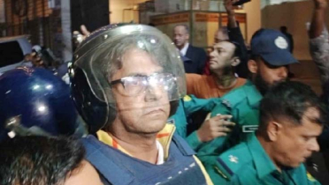 ৫ দিনের রিমান্ডে সাংবাদিক আনিস আলমগীর ৫ দিনের রিমান্ডে সাংবাদিক আনিস আলমগীর