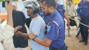 পুলিশের উপর চড়াও হওয়ায় ২ বাইকার আটক পুলিশের উপর চড়াও হওয়ায় ২ বাইকার আটক