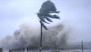 সকালের মধ্যেই ৬০ কিমি বেগে ঝড়ের আশঙ্কা