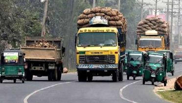 ৬ দিন মহাসড়কে ট্রাক-কাভার্ডভ্যান চলাচল বন্ধ